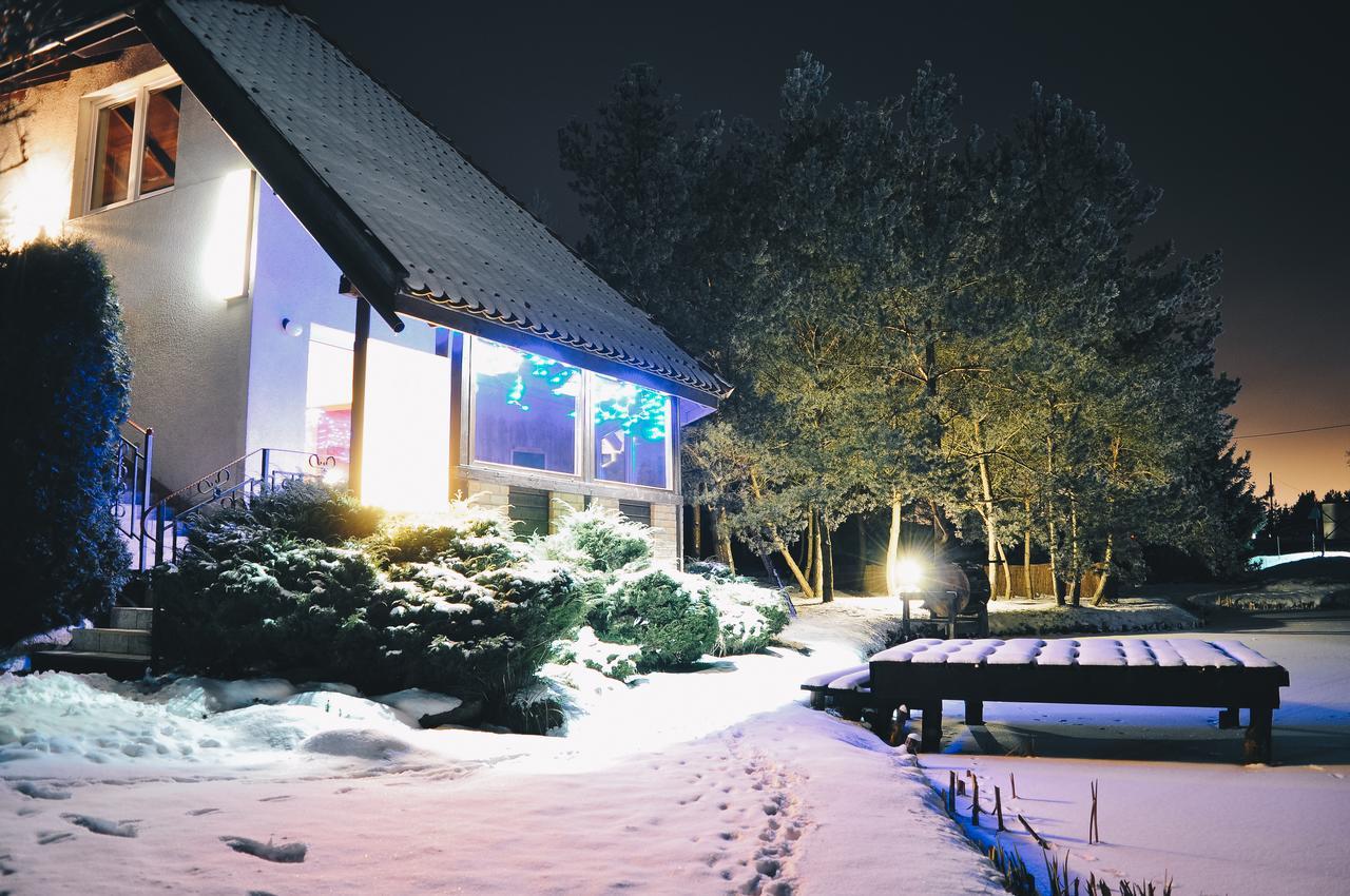 Motel Hotelik オルシュティン エクステリア 写真